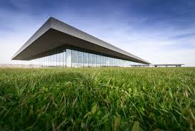 Autre Vue De La Cuverie De Montaigu Moet Et Chandon Batiment Par Giovanni Pace Situe A Oiry Batiment