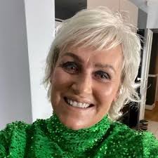 Email Address of @binkywhiteman Instagram Influencer Profile