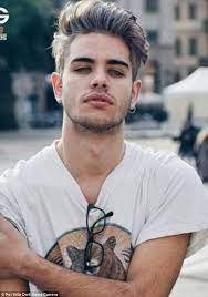 Dyed blonde hairstyles actually come with their own unique benefits. Guys With Blonde Hair And Dark Eyebrows Eyebrowshaper