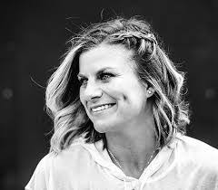 Brooke Neff's Instagram, Twitter & Facebook