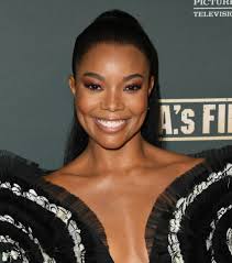 Gabrielle union is a popular american actress, activist and author. Gabrielle Union Shares Intimate Photo Of Daughter For Mother S Day