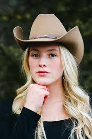 Madelyn Kirkpatrick's Instagram, Twitter & Facebook