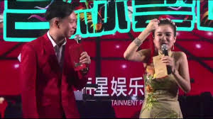 李佩芬 天悦 歌台搞笑 天悦 粉紅色的回憶lee Pei Fen Anddi Goh Banter Anddi Mandarin Song 裕廊西显龙宫综艺晚会 Concert Stage Chinese Festival