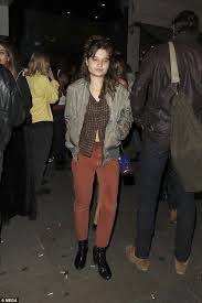 Professionally, tiger lily hutchence is a model who made her model career debut through the fashion brand house of khadi. Pin On Tiger Lily