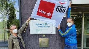 Einen streik ausrufen объяви́ть забасто́вку. Pgturpoch Jutm