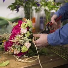 Come scegliere i fiori perfetti per i 50 anni di matrimonio. Chi Siamo Modicamore