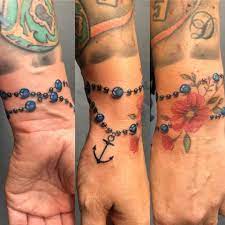 Other imagery that is often included is a bull skull, a dream catcher, an axe or totem pole. Peters Tattoo Studio Freehand Armband Tattoo Mit Anker Von Ricci Tatowiert Freehand Ricci Tattoo Armband Anker Peterstattoostudio Tats Tattooart Tattooed Mannheim Facebook