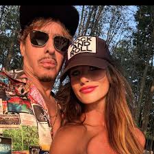 MONA STACY ⭐️✨