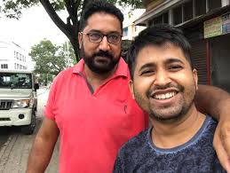 Blessed morning..!! Suddenly met one of my favourite teacher Akash Dipta  Thakur Sir after many years.. Will never forget how you encouraged me in my  college days when started singing.. Keep blessing