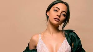 Ask anything you want to learn about катя кищук by getting answers on askfm. Katya Kishuk Kto Eto Biografiya Rost I Ves Lichnaya Zhizn Figura Instagram Kati Kishuk Gruppa Serebro