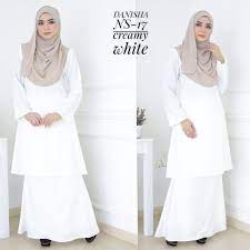 Feel poised in this lara nour's baju kurung moden cotton which will make you feel captivated by its enticing beauty. Baju Kurung Putih Plain