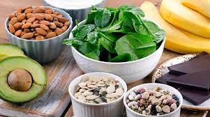 Spinaci, biete e carciofi sono ricchi di magnesio, ne contano circa 80 milligrammi per ogni. Alimenti Ricchi Di Magnesio Dove Si Trova E Che Proprieta Ha Questo Minerale