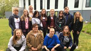 There is hardly any other region on earth with a similar concentration of museums, theatres, opera houses and concert halls. Junge Menschen Aus Der Jugendhilfe In Nrw Grunden Erste Interessenvertretung Mfkjks