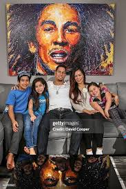 Chad Owens with his family L-R Chad Jr 11, Areana 10, Chad Owens,... News  Photo