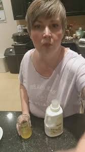 How to get that last drop of detergent! #youngliving, #yl, #laundryhacks  #thieveshacks #lifehacks #growingoily #emijunwellnessspa