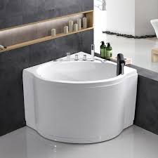 Saat diaplikasikan di ruangan, motif bak mandi keramik pun tampil menjadi pusat perhatian. Harga Bathtub Kecil Mudah
