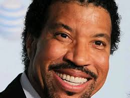 American Idol Fans Love Lionel Richie