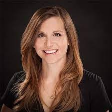 Casey Friesenhahn's Instagram, Twitter & Facebook