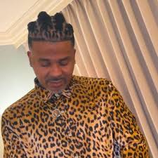 Profile para ni Demario Holman