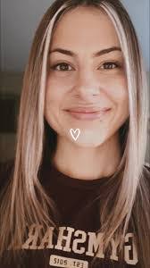 Ashley Mozingo's Instagram, Twitter & Facebook