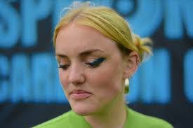 Hannah Sheridan's Instagram, Twitter & Facebook