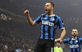 27,976,762 likes · 234,607 talking about this · 803 were here. De Vrij Helps Inter To An Astonishing Comeback Over Ac Milan Forza Italian Football