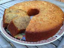 Bolu pisang paling enak jika dibuat dengan pisang jenis ambon. Cara Membuat Bolu Pisang Panggang