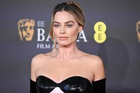 Margot Robbie Gave Her Barbie Style a ...