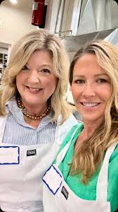 November, you flew by! I’m grateful for my family, great clients, The Janet  Jones Company family, my church, fun times, loyal friends and cherished  memories ♥️ Cheers to a wonderful Holiday season