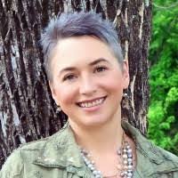 Kara Bauer's Instagram, Twitter & Facebook