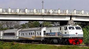 Check spelling or type a new query. Mengejutkan Beredar Foto Seorang Nenek Meminta Air Panas Begini Klarifikasi Dari Pihak Kereta Api Tribun Wow