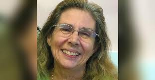 Miranda Bateman's Instagram, Twitter & Facebook