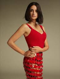 Penelope cruz has unveiled her new hairstyle on instagram, opting to go for a shorter look. Penelope Cruz Instyle Spain 2021 Cover Photoshoot Fashion Gone Rogue