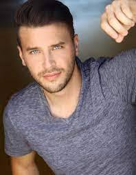 Matthew Amer's Instagram, Twitter & Facebook