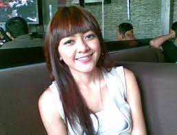 Namanya melambung saat ikut membintangi film laris jomblo di tahun 2006. Richa Novisha