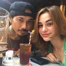 Nora alexandra mendadak trending topik di twitter. Mengenal Nora Alexandra Istri Jerinx Yang Cantik Dan Setia Mendukung News Entertainment Fimela Com