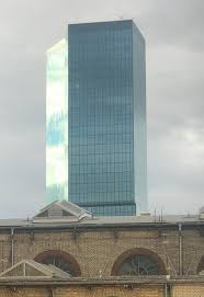 The deutsche bundesbank is the central bank of the federal republic of germany. Nachster Deutsche Bank Crack Hat Gekundigt Inside Paradeplatz