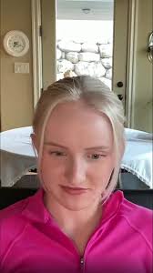 Meet LPGA's Vicky Hurst! From colorful style to pre-shot focus & pumped  playlists, discover how she conquers the course & connects with fans.  "Let's get right into it!" #LPGA #GolfLife #AthleteStyle #PreShotRoutine #