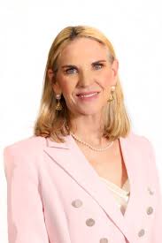 Michelle Hardesty's Instagram, Twitter & Facebook