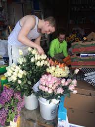 At botanikal we strive to captivate you with the beauty of flowers. Flowers From Costco Wholesale Online Pike Place Market Seattle Wa Blooms By The Box And Our Back Diy Wedding Planning Diy Wedding Pike Place Market Seattle