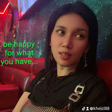 Thailand Pop star, Ira spotted in Japan with her famous and fan favorite  bodyguard, Tawan. A source mentioned that they arrived in Japan early in  the morning wanting to avoid being spotted