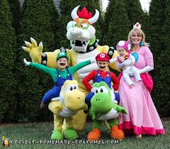 Awesome Homemade Mario Family Costume - Bowser, Mario, Luigi, Toad, and  Princess Peach