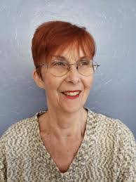 Melanie Capps's Instagram, Twitter & Facebook