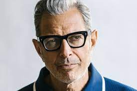 Jeff Goldblum S Guide To Finding The Right Glasses Gq Celebrities With Glasses Glasses Glasses Fashion