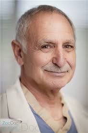 Lee Blatt's Instagram, Twitter & Facebook