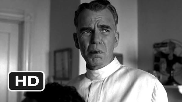 The Man Who Wasn't There (2001) - I Just Cut the Hair Scene (1/10) |  Movieclips