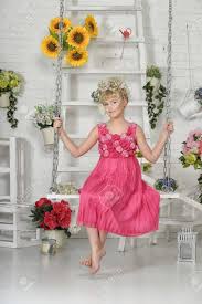 We did not find results for: Nina En Un Columpio Con Flores Fotos Retratos Imagenes Y Fotografia De Archivo Libres De Derecho Image 18812333