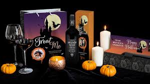 With halloween treats delivered in plenty of time for the holiday, you and your loved ones can all enjoy halloween as if you were kids again. Personalised Gift Brand Vanilla Reindeer Is Creating Halloween Gift Bags Set To Make Your Celebrations Extra Memorable Lux Magazine