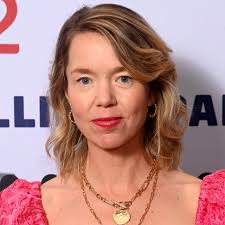 A family facing the unthinkable”: Motherland's Anna Maxwell Martin is  tackling a "troubling" subject in her new BBC drama