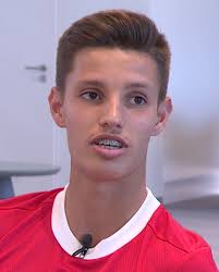 Career stats (appearances, goals, cards) and transfer history. Tiago Dantas Wikipedia